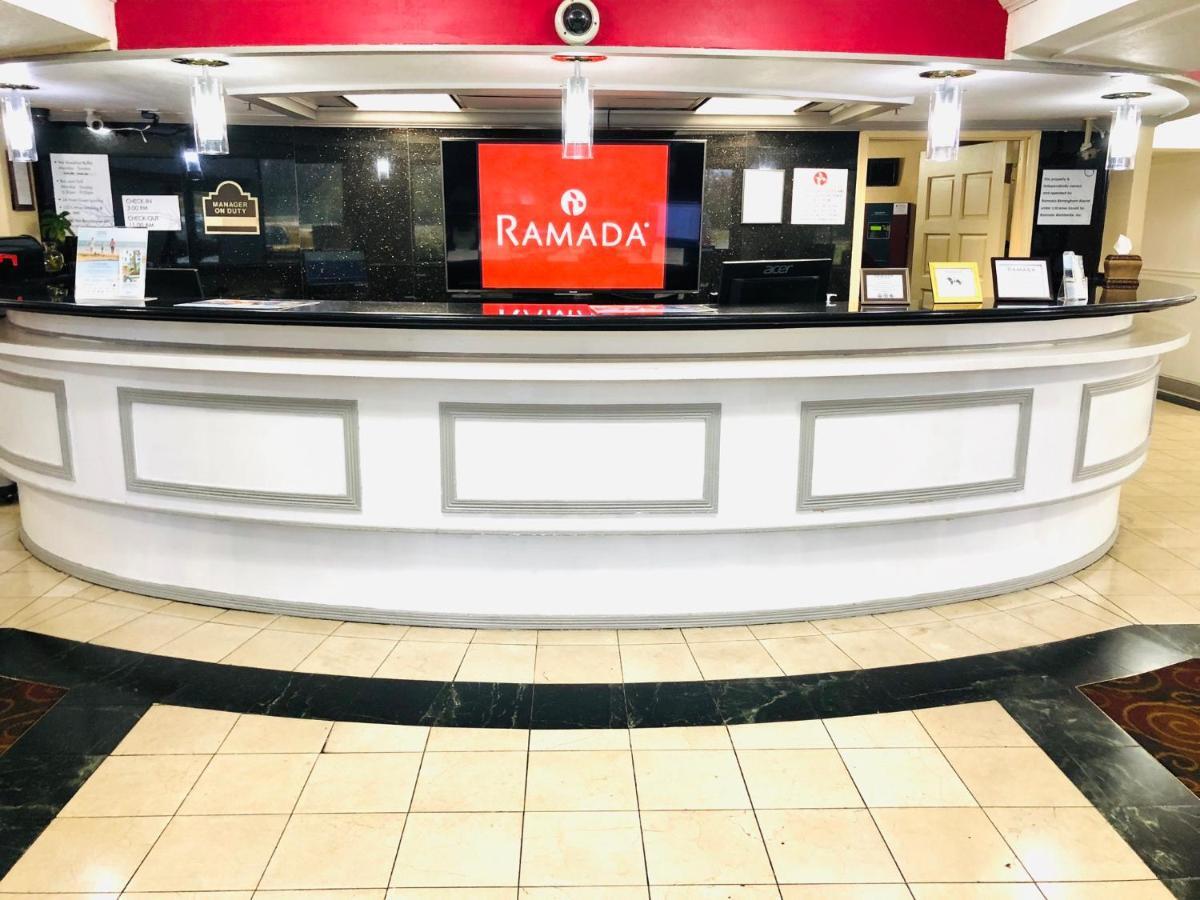 Ramada By Wyndham Birmingham Airport Hotel Kültér fotó